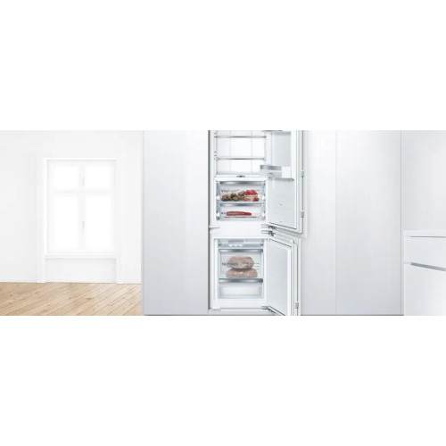 Двухкамерный холодильник Bosch KIF86PFE0