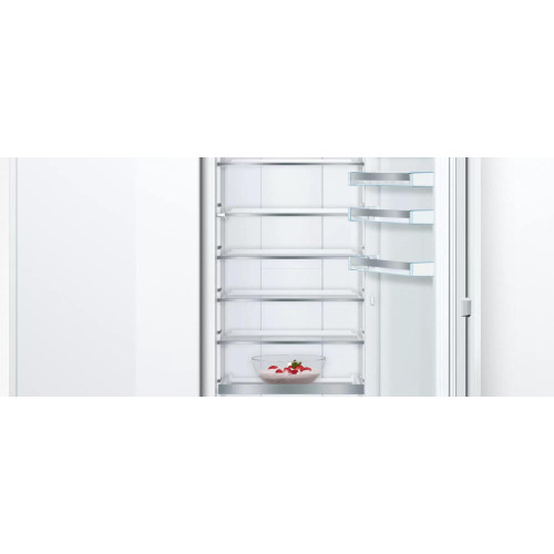 Встраиваемый однокамерный холодильник Bosch KIF81PFE0