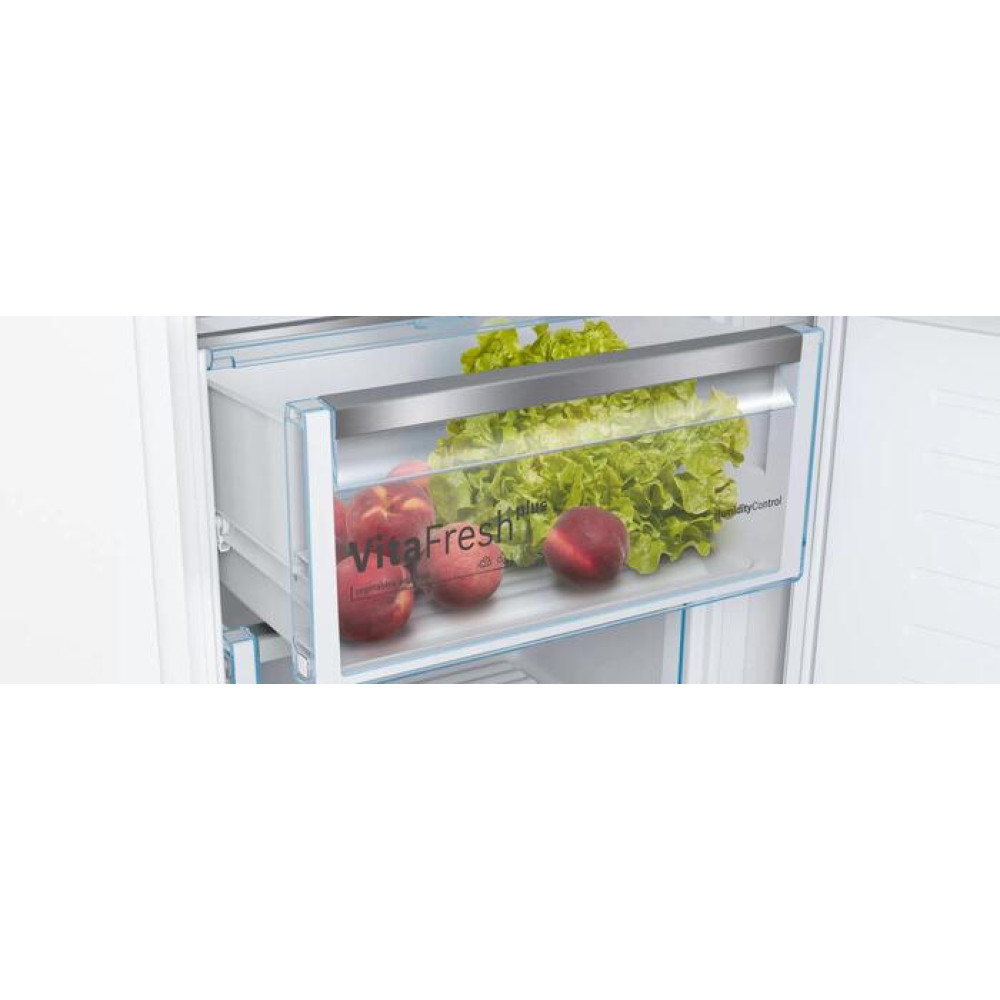 Встраиваемый однокамерный холодильник Bosch KIR 81 AFE0